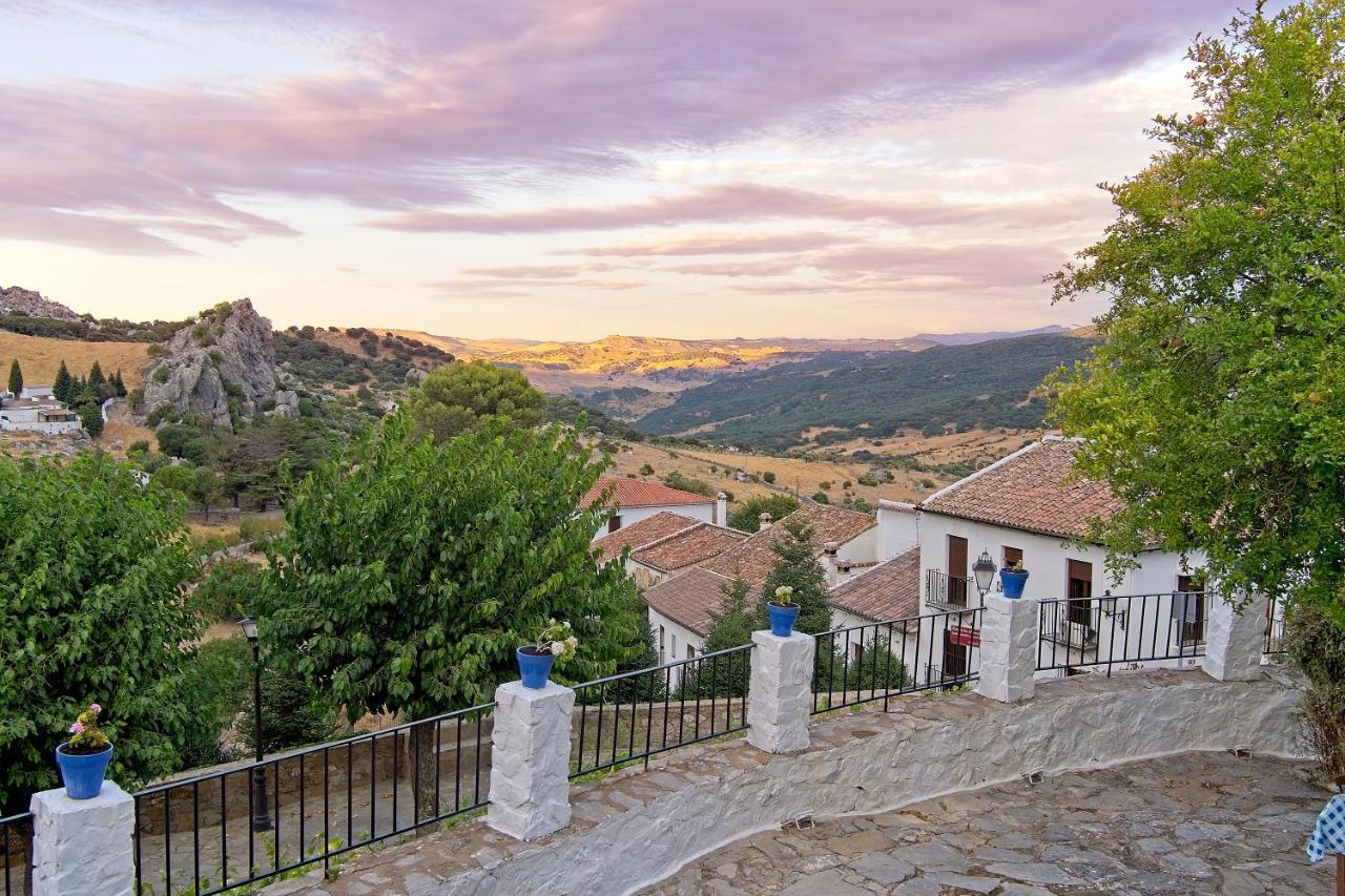 Don Claudio Hostal Grazalema Exterior foto
